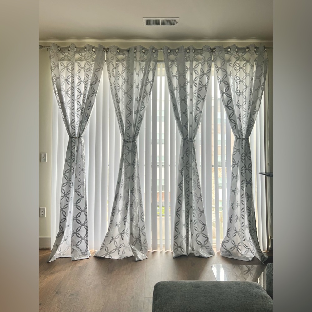 4 Curtain Panels, Grommet Top, White & Silver Metallic, Lvl 2 Filtering, 108X54